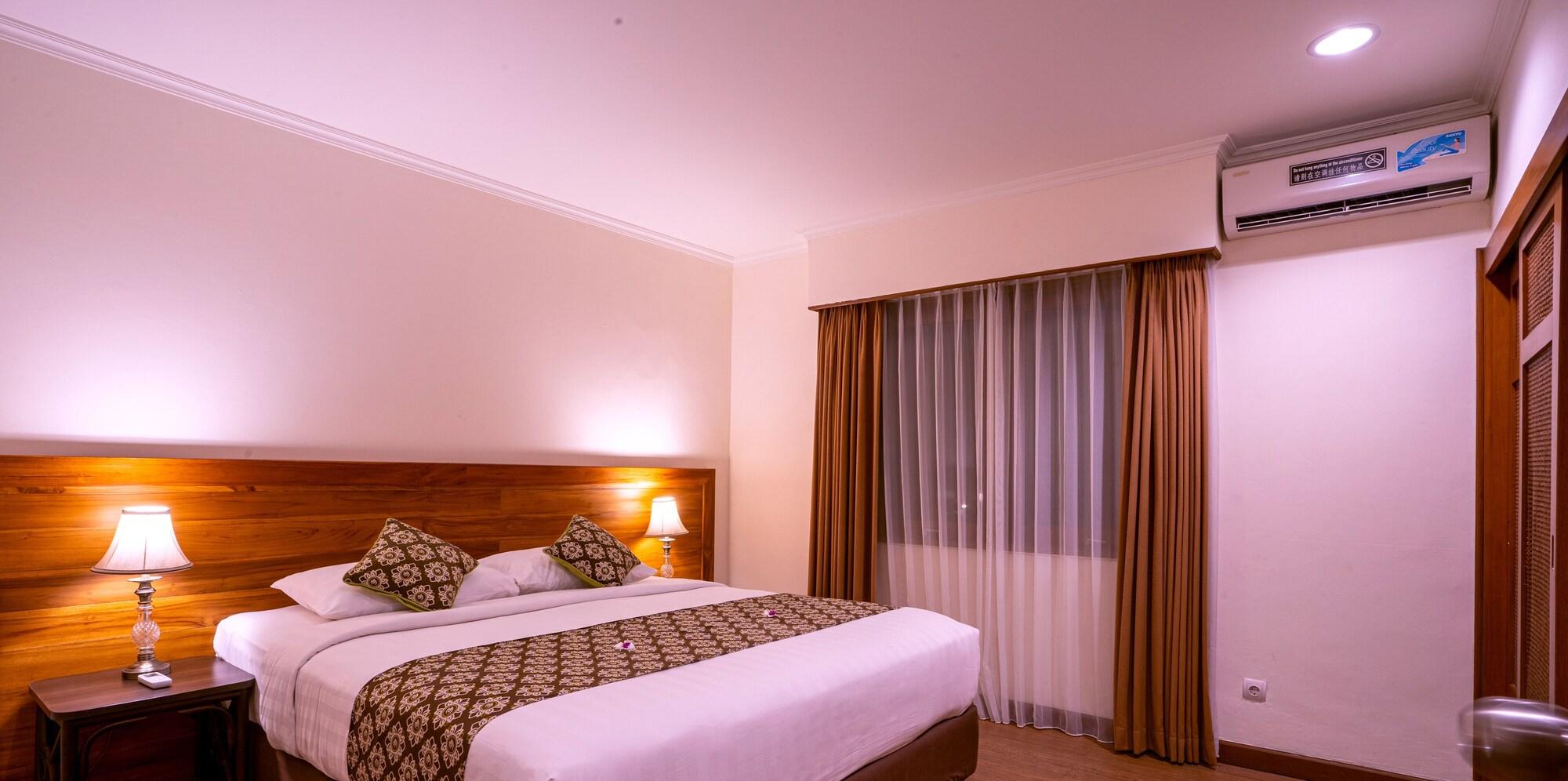 Plagoo Hotel 4*